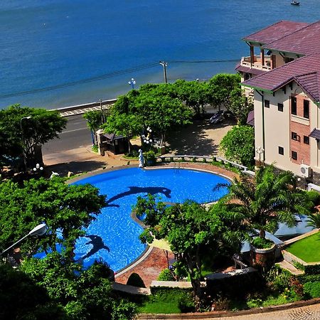 Beachfront Hotel Vung Tau Extérieur photo