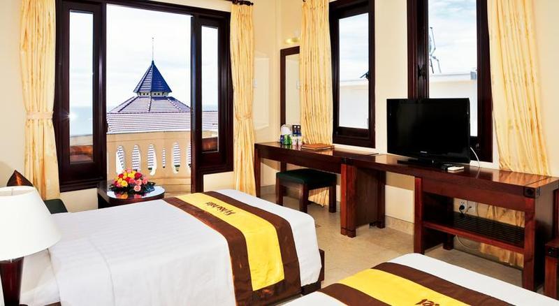 Beachfront Hotel Vung Tau Extérieur photo