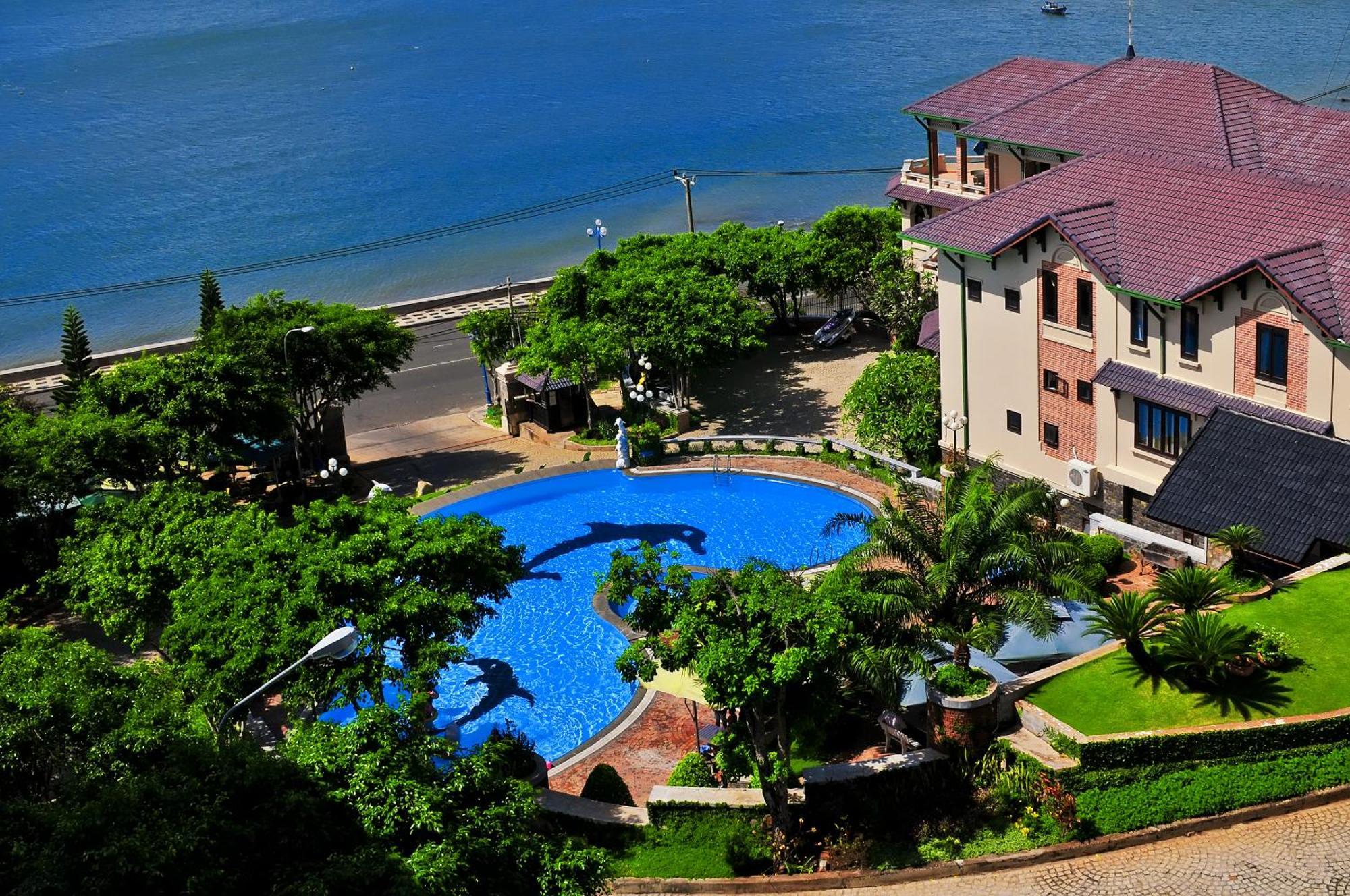 Beachfront Hotel Vung Tau Extérieur photo