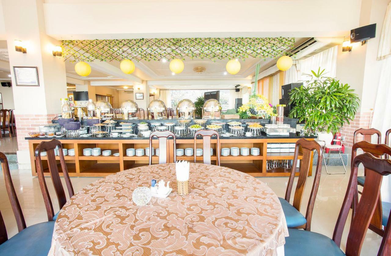 Beachfront Hotel Vung Tau Extérieur photo