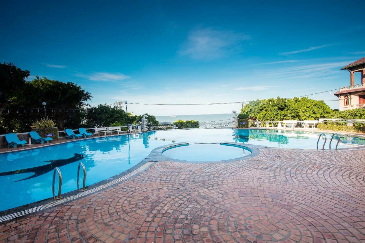 Beachfront Hotel Vung Tau Extérieur photo