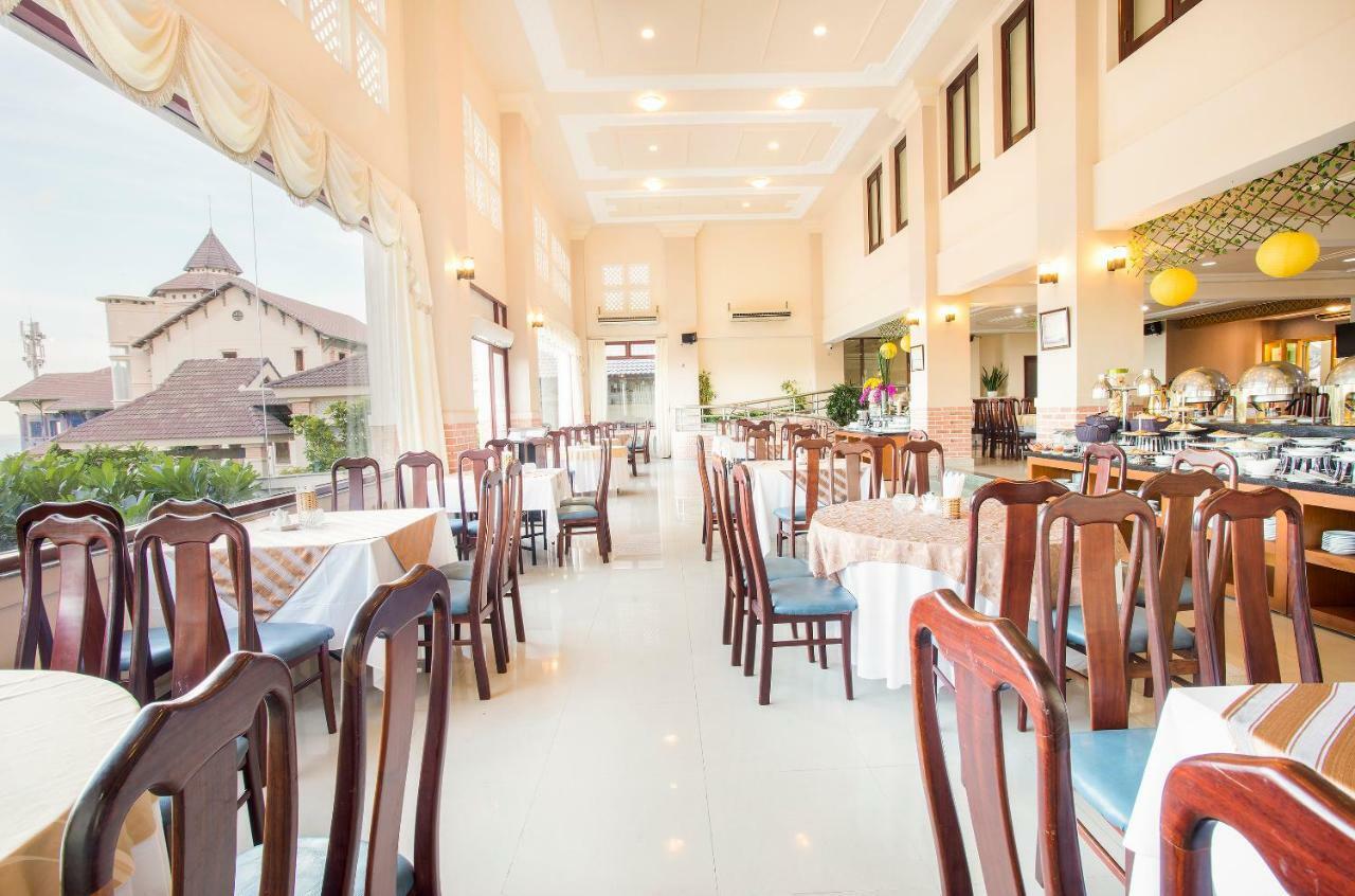 Beachfront Hotel Vung Tau Extérieur photo