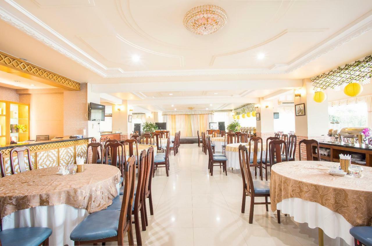 Beachfront Hotel Vung Tau Extérieur photo